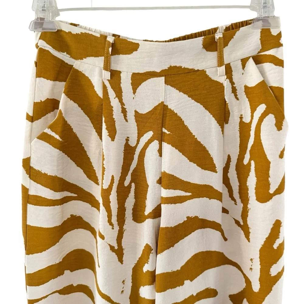 C by One Wide-Leg Animal Print Culotte Crop Pants Cream Brown Tiger Small - Picture 3 of 13